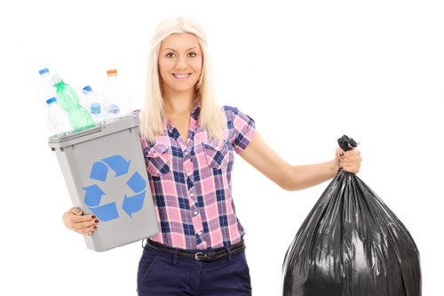 Household recycling bins available in Islington